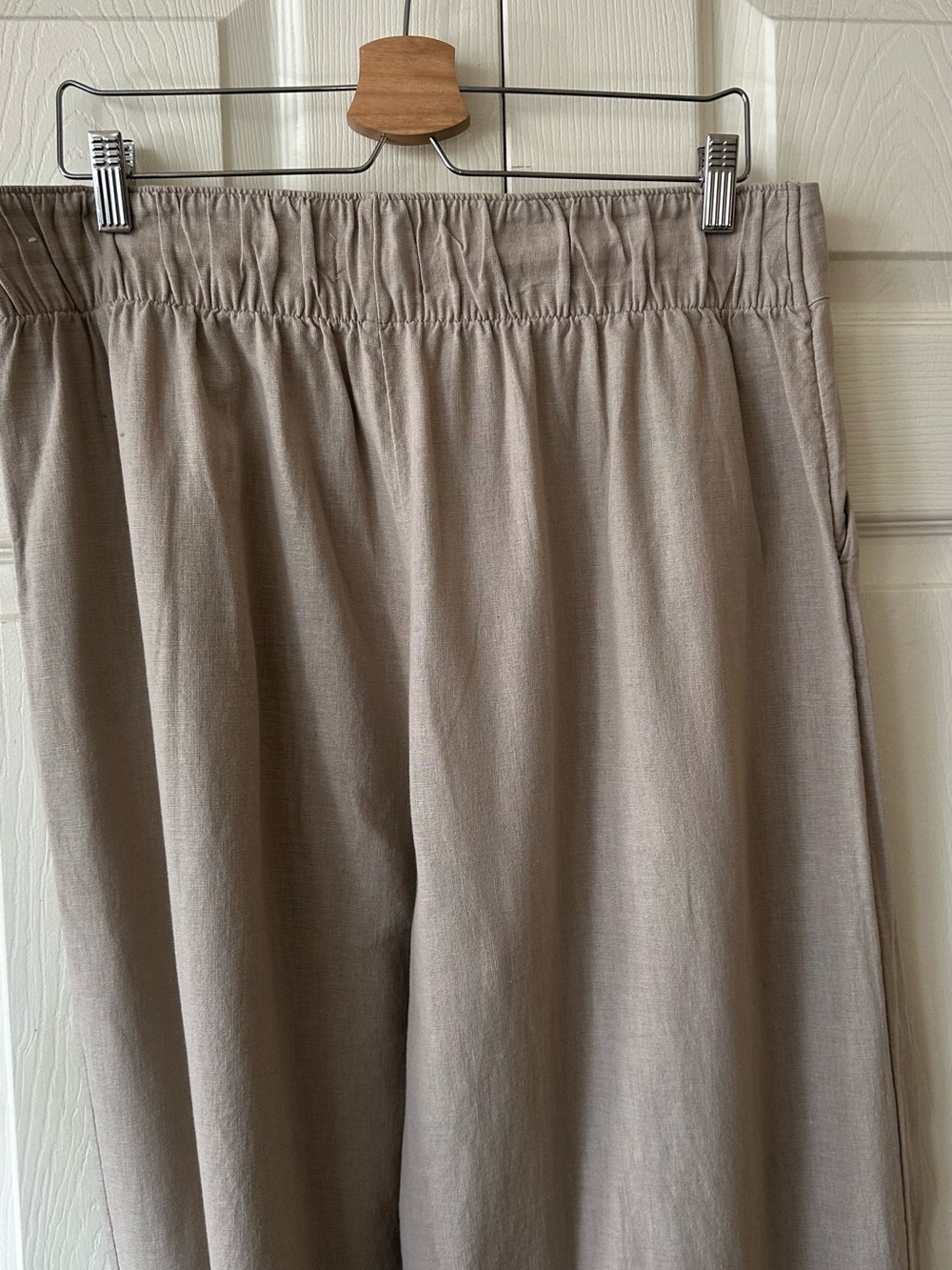 Abercrombie & Fitch Beige Wide Leg High-Rise Pants - Picture 5 of 8